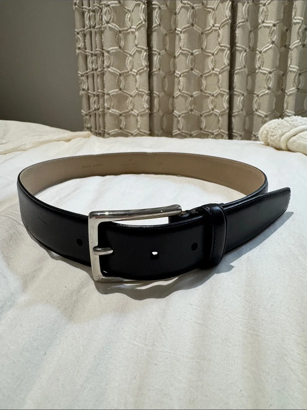 Brooks Brothers Classic Black Leather Men's Belt - NWOT - Size 32